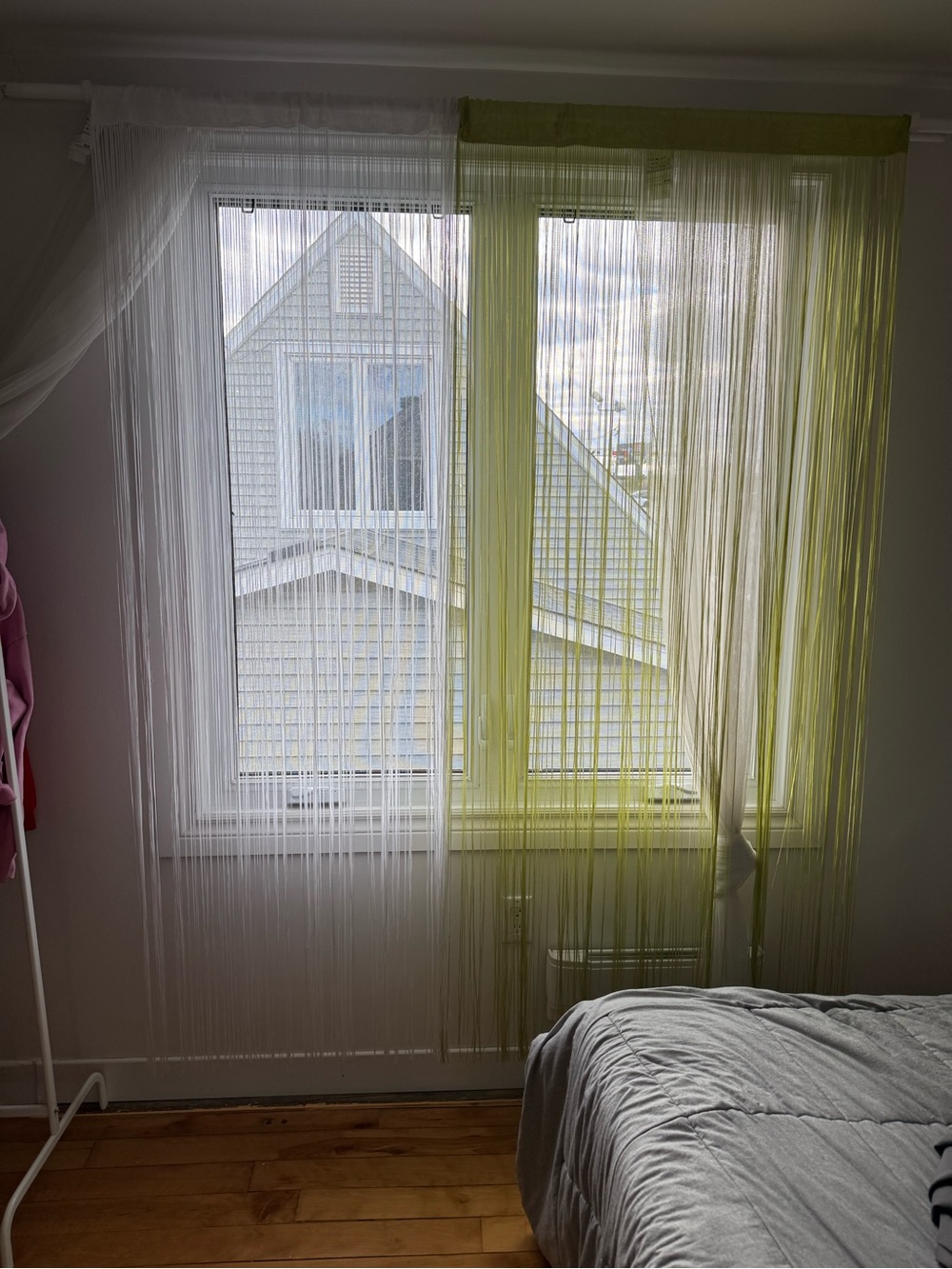 Lightweight String Curtains in White and Green - Home Accents